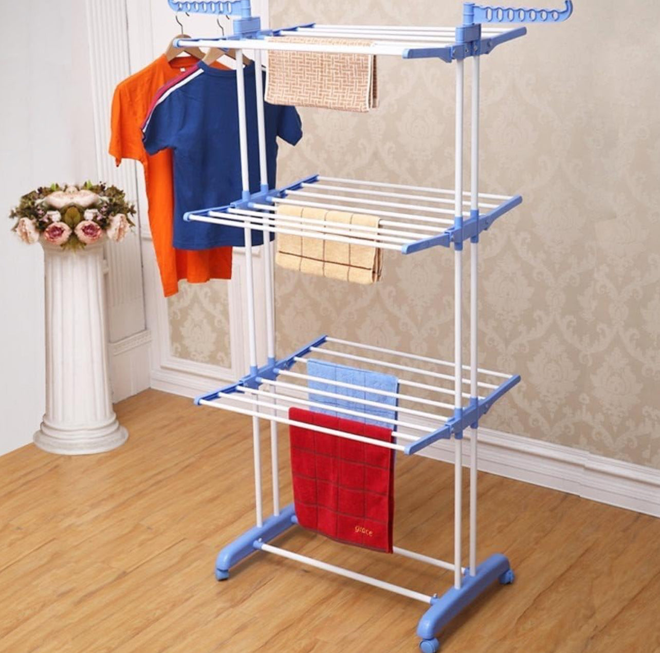 Stendibiancheria Pieghevole in Acciaio Inox e Plastica – Salvaspazio Verticale con 6 Ruote, Ganci e 4 Ripiani Regolabili – 168x54x68cm – Argento Blu – Per Interno - BDIT ACCESSORI