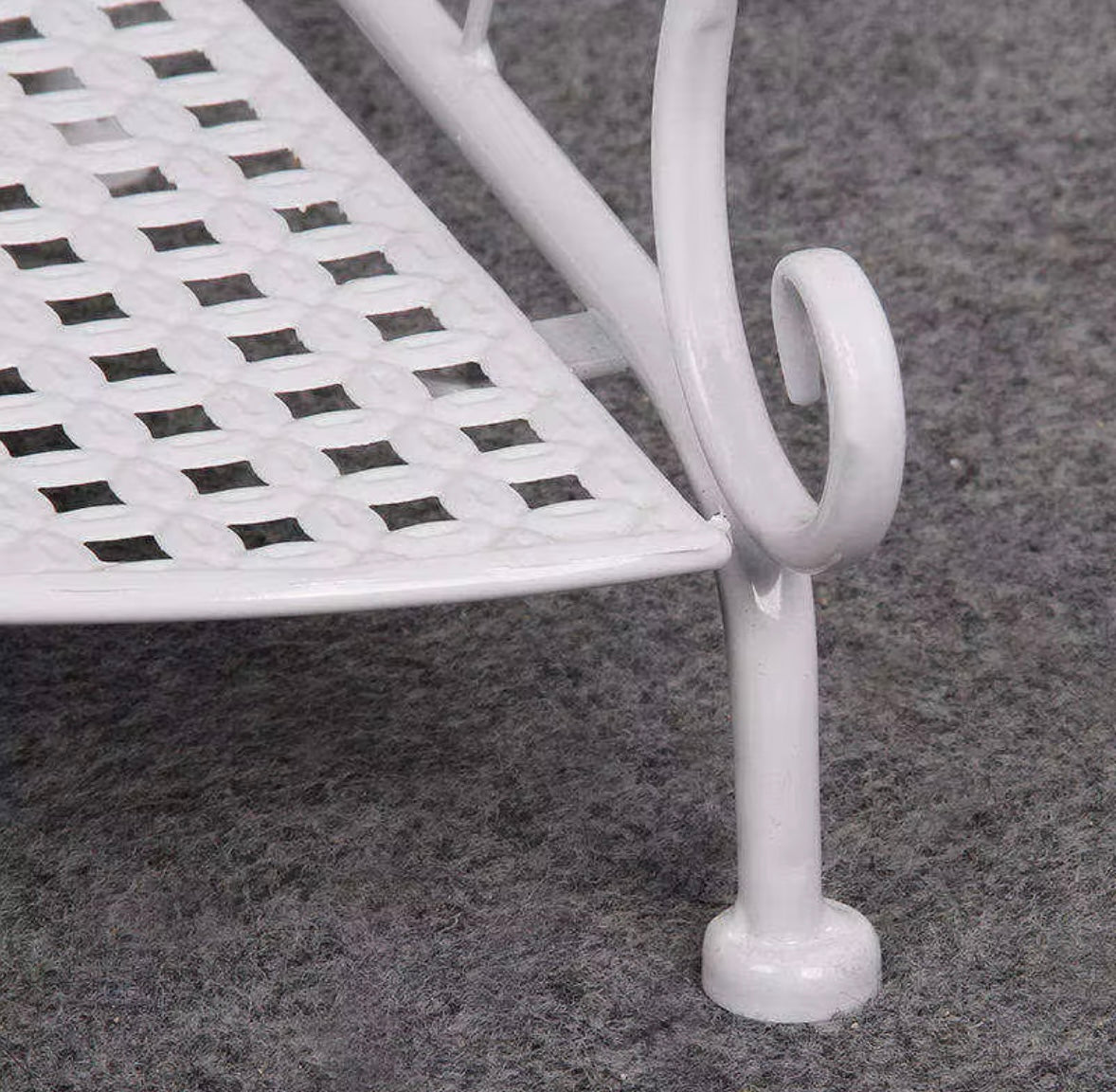 Mensola Angolare da Bagno in Ferro Battuto – Organizer Salvaspazio Elegante e Funzionale