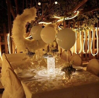 Lampada a Cristallo LED Ricaricabile – Lampada Decorativa da Tavolo con Effetto Prisma e Atmosfera Romantica