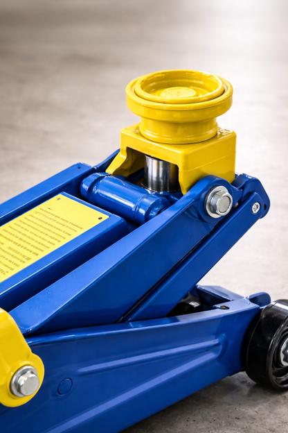 Cric Idraulico Auto 2T con Ruote – Sollevatore Auto a Carrello in Acciaio con Manico Rimovibile, Jack Idraulico per Cambio Pneumatici e Manutenzione Veicolo, Uso Garage e Domestico