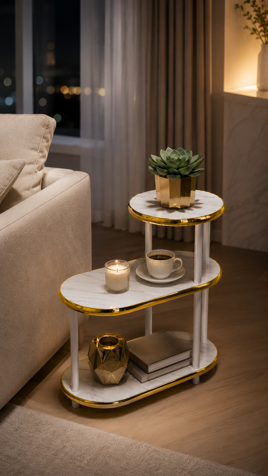 Tavolino da Salotto Moderno 3 Ripiani Effetto Marmo Bianco con Bordi Oro, Tavolino Laterale Salvaspazio, Mobiletto Multiuso per Camera da Letto, Soggiorno e Angolo Caffè, 68x60x30 cm
